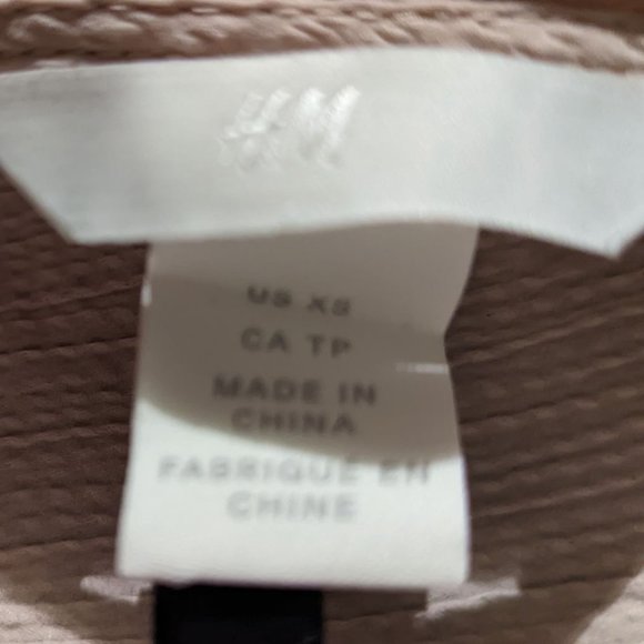 H&M Blouse Top - Picture 2 of 2